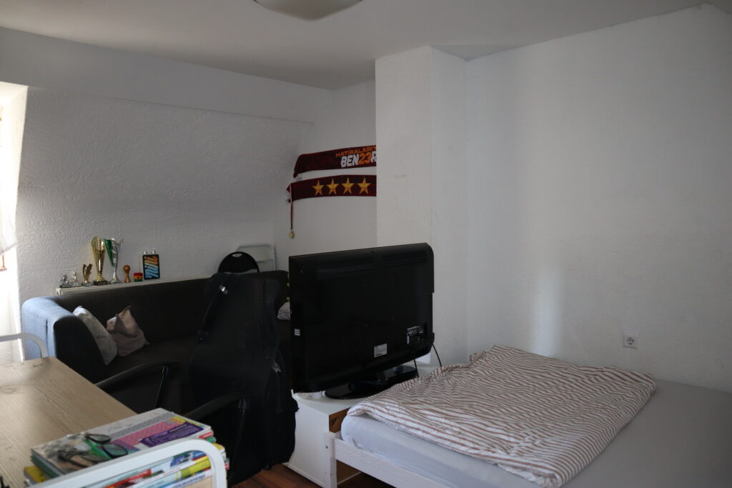 Schlafzimmer 2
